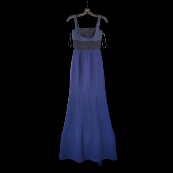 BCBGMaxAzria - Picture 6 of 11